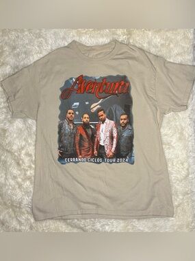Aventura Beige Graphic 2024 Tour Tee